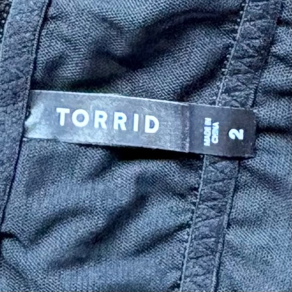 Torrid Unlined Lace Bralette Sz 2 black Semi-Sheer - Picture 7 of 12